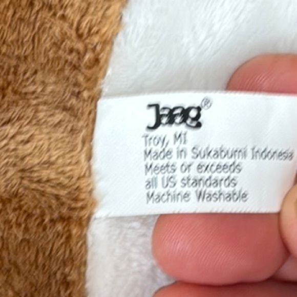 Buc-ees The Beaver Brown & Red Plush Toy with red shirt & hat w/ logo, cute! - Picture 2 of 8